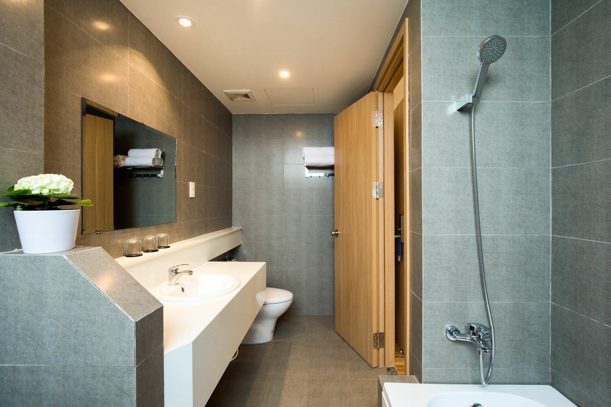 Gaia Hotel Phu Quoc Bagian luar foto